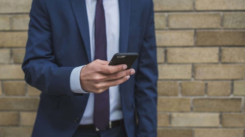 Accueil téléphonique pendant vos vacances : soyez tranquille grâce au télésecrétariat de bureau24 !